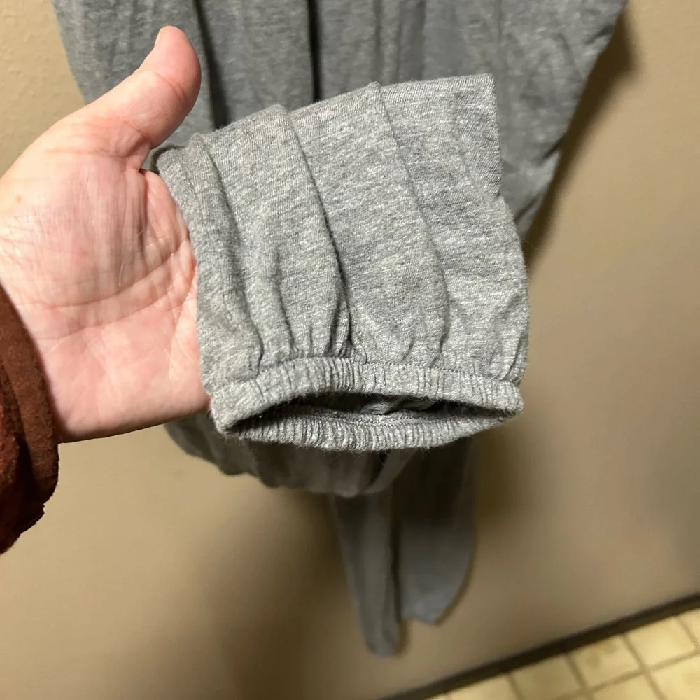 Aerie Grey Sleeveless Casual Athleisure Jumpsuit Large Cotton Lounge Comfy - Picture 5 of 7